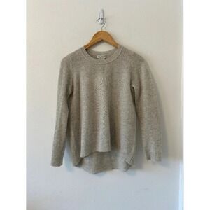 Oats Cashmere by Debra Hayburn Cashmere Crewneck Sweater in Oatmeal Grey | Small
